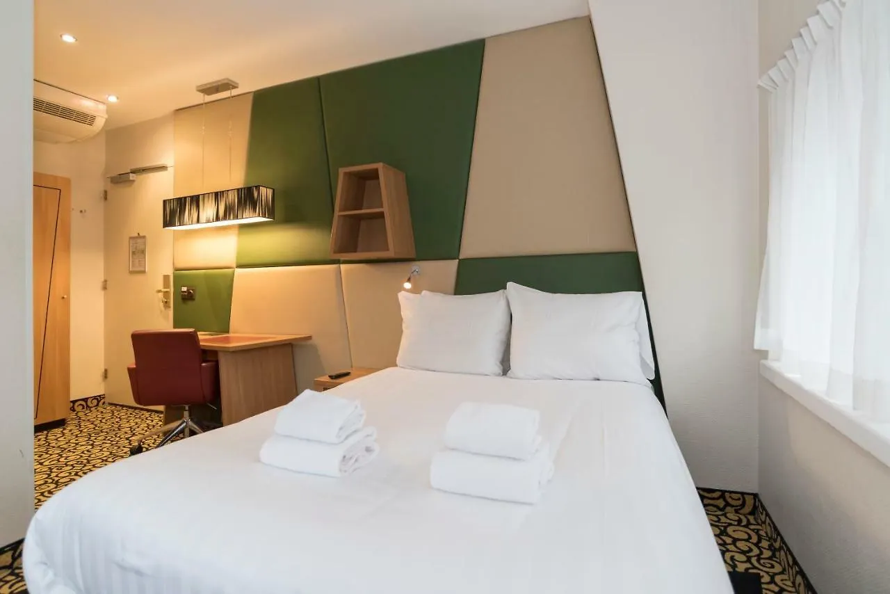Savoy Hotel Amsterdam 4*,  Holandia